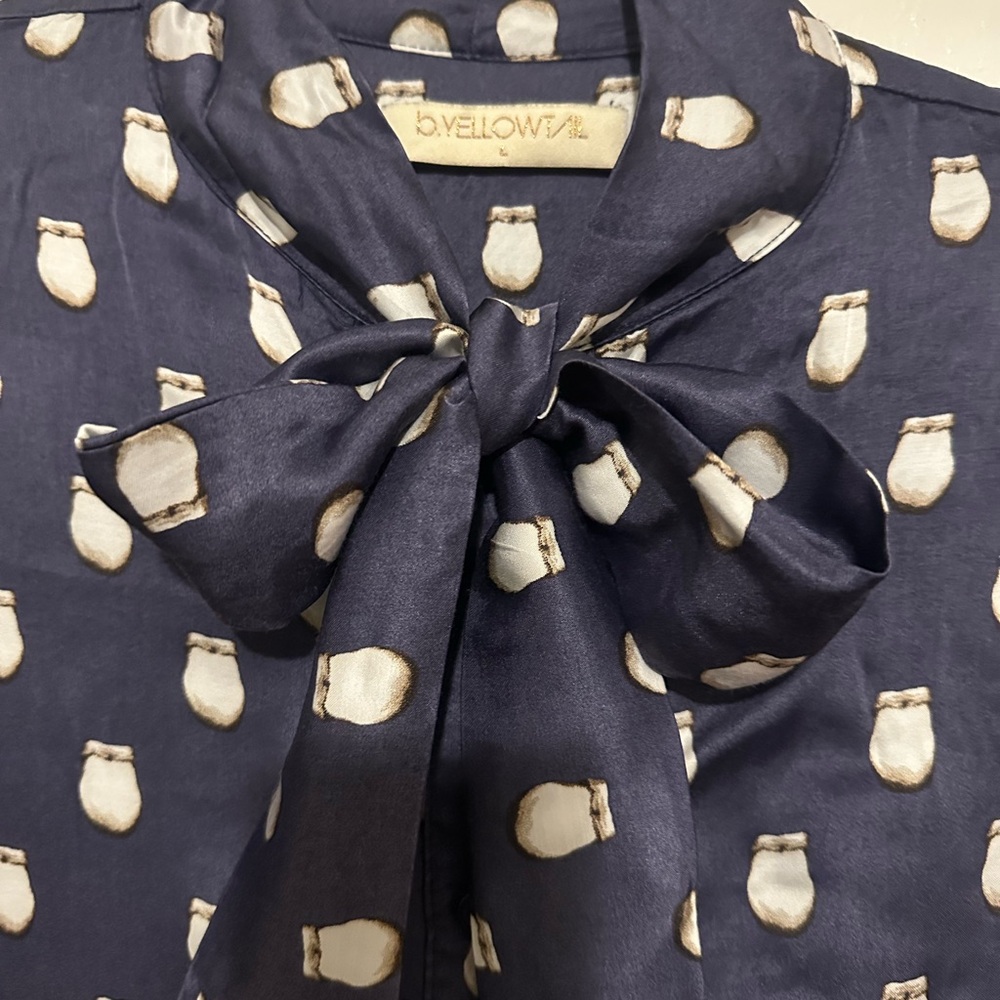 Stylish Navy Elk Tooth Print Button-Down Shirt - Picture 3 of 4